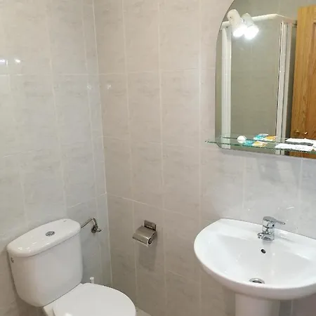 Gasthof Hernan Cortes Caces