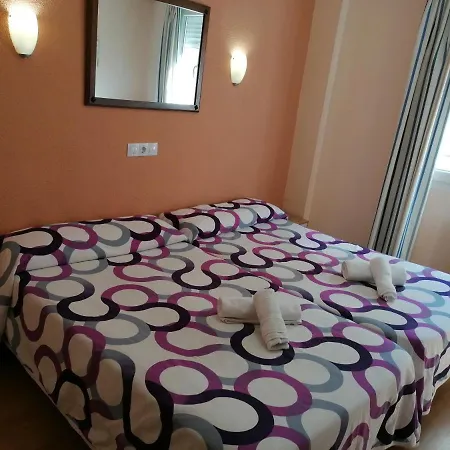 Hernan Cortes Гостевой дом *