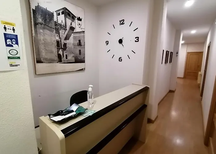 Hernan Cortes בית הארחה *