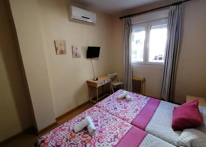 Hernan Cortes בית הארחה *