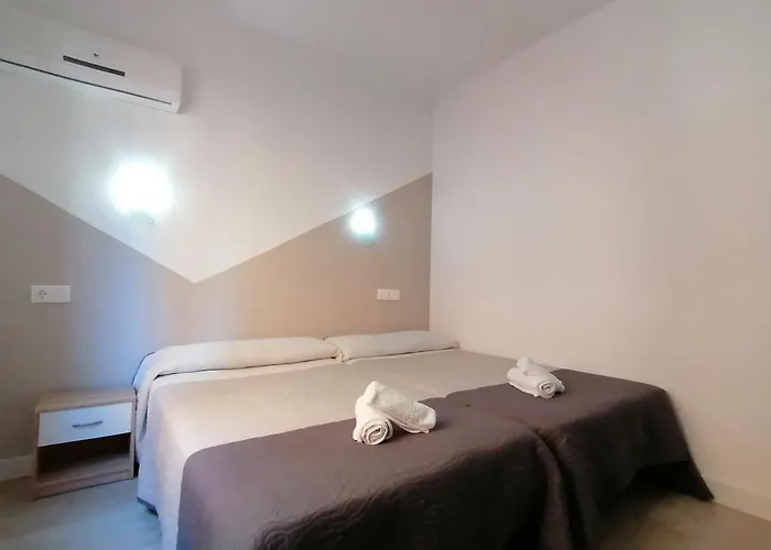 Hernan Cortes * Caces